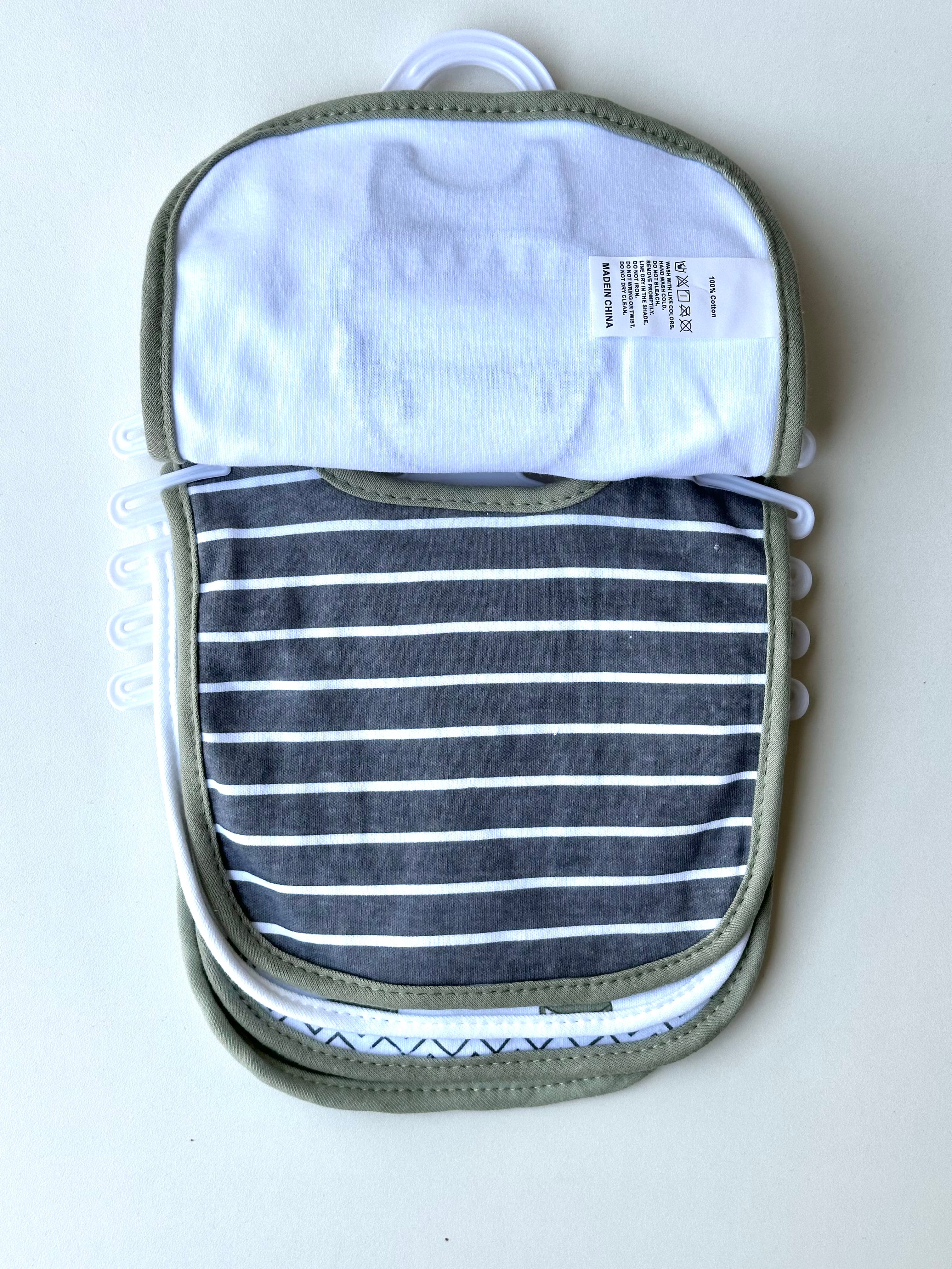 Bib 5pcs set